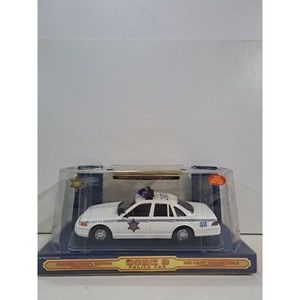 Code 3 12872 1:24 Die Cast Charleston County Sheriff Ford Crown Vic Police Car